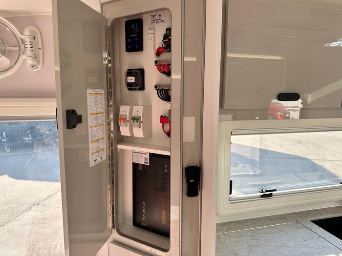 2025 JB Caravans 17'10