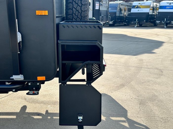 2025 JB Caravans 17'10