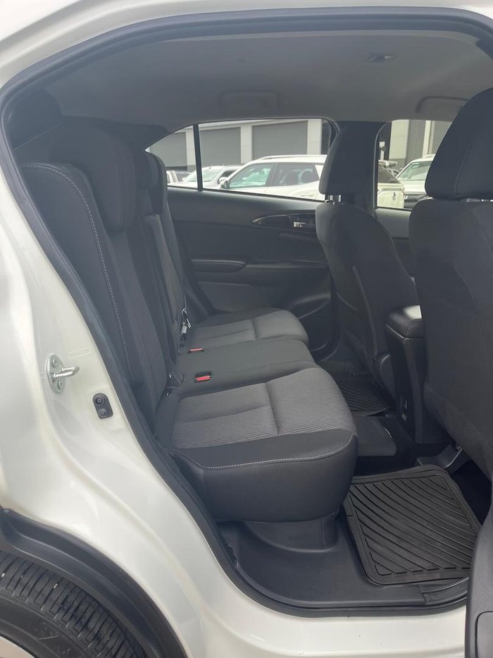 2022 Mitsubishi Eclipse Cross PHEV ES