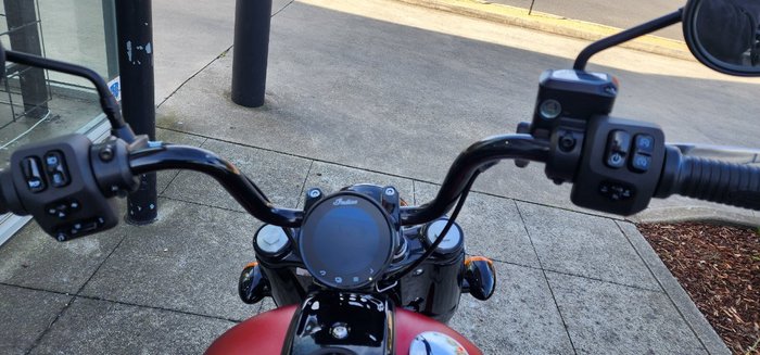 2023 Indian CHIEF BOBBER DARK HORSE RED