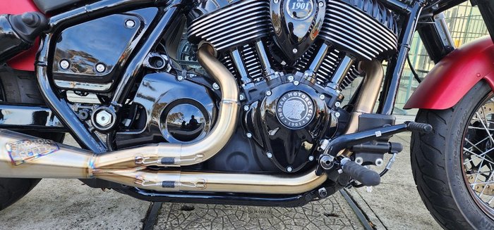 2023 Indian CHIEF BOBBER DARK HORSE RED