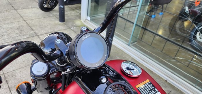 2023 Indian CHIEF BOBBER DARK HORSE RED