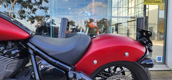 2023 Indian CHIEF BOBBER DARK HORSE RED