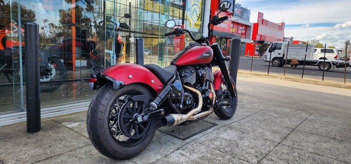 2023 Indian CHIEF BOBBER DARK HORSE RED