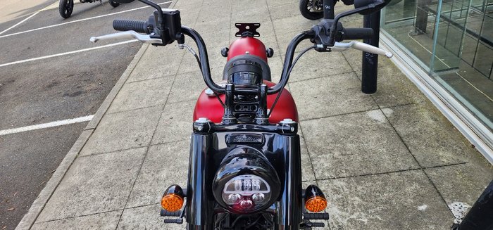 2023 Indian CHIEF BOBBER DARK HORSE RED