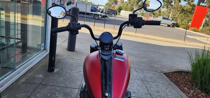 2023 Indian CHIEF BOBBER DARK HORSE RED