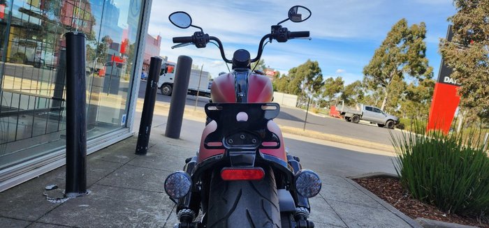 2023 Indian CHIEF BOBBER DARK HORSE RED