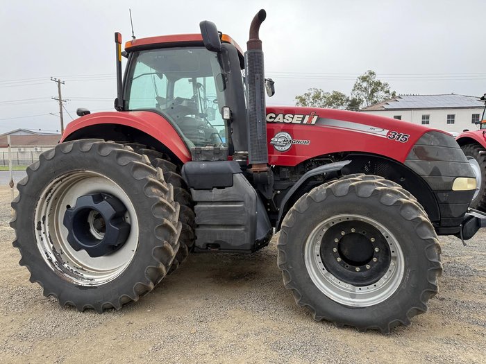 2014 CASE IH Magnum 315
