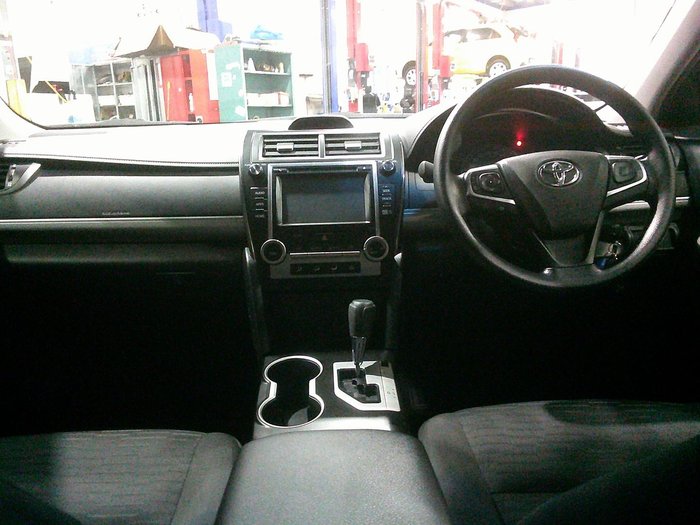 2017 Toyota Camry Altise ASV50R Silver Pearl