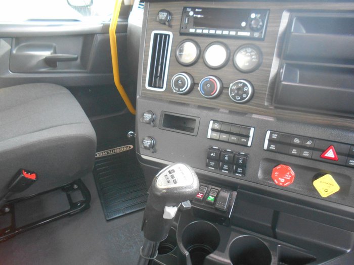 2023 Freightliner Cascadia 126 Tipper SILVER