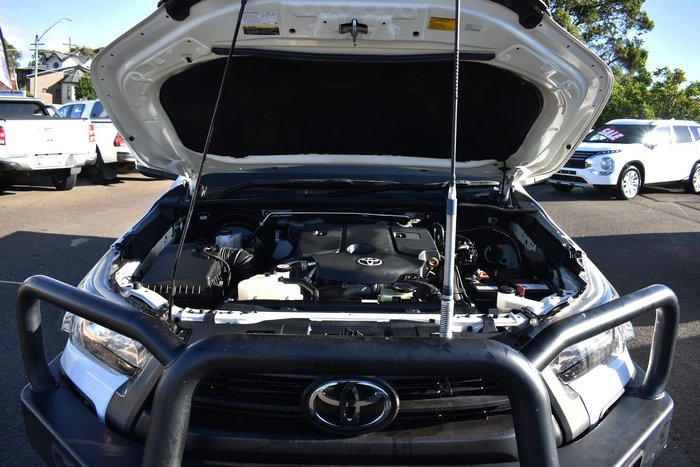 2021 Toyota Hilux SR GUN126R 4X4 Dual Range Glacier White