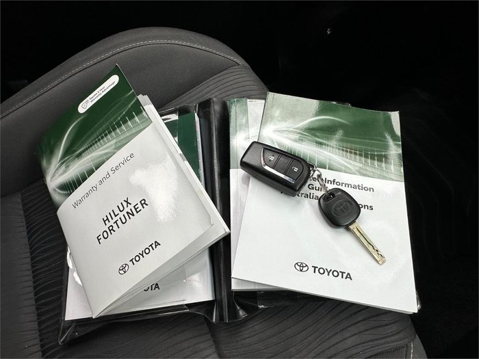 2022 Toyota Fortuner GX GUN156R 4X4 Dual Range Glacier White