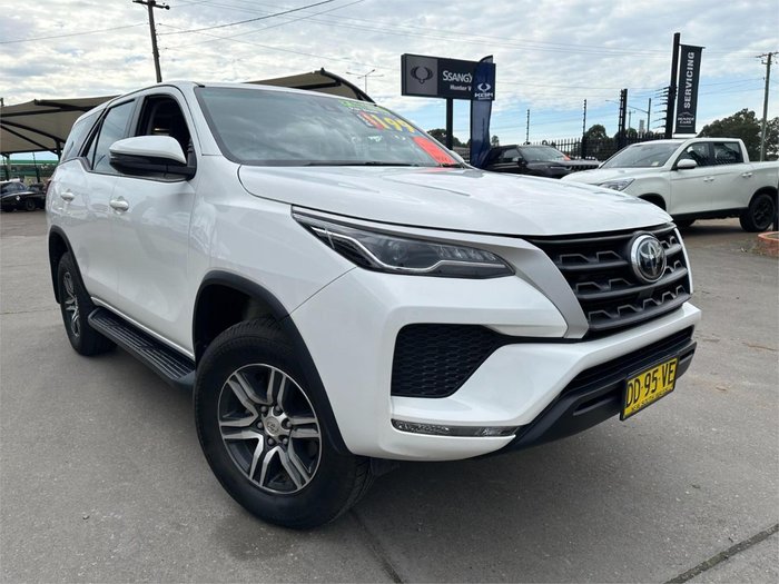 2022 Toyota Fortuner GX GUN156R 4X4 Dual Range Glacier White