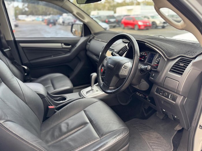 2015 Isuzu MU-X LS-T