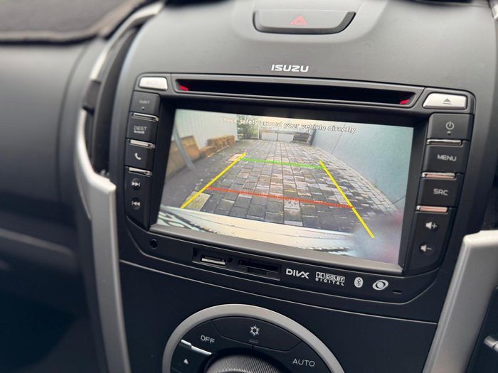 2015 Isuzu MU-X LS-T
