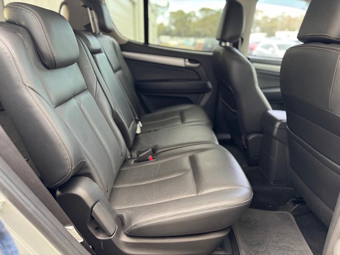 2015 Isuzu MU-X LS-T