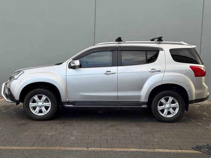 2015 Isuzu MU-X LS-T