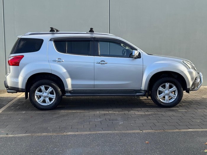 2015 Isuzu MU-X LS-T
