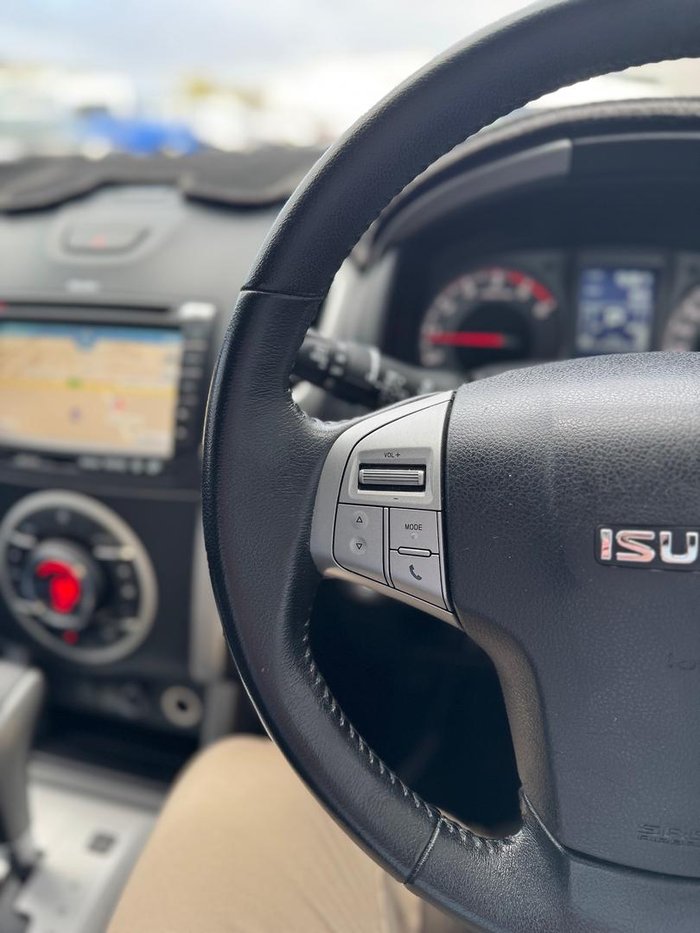 2015 Isuzu MU-X LS-T