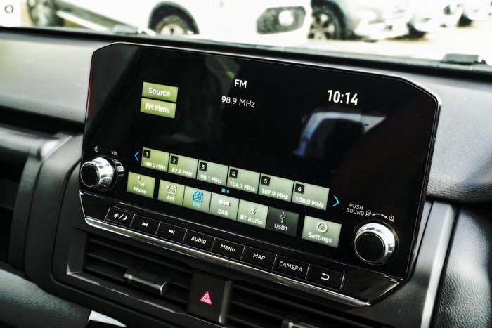 2024 Mitsubishi Triton GLX+