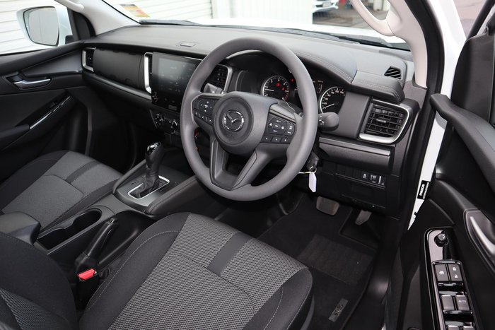 2025 Mazda BT-50 XT