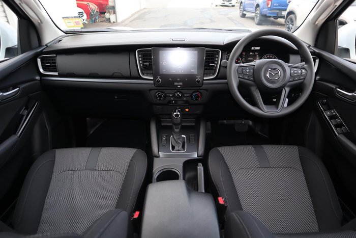2025 Mazda BT-50 XT