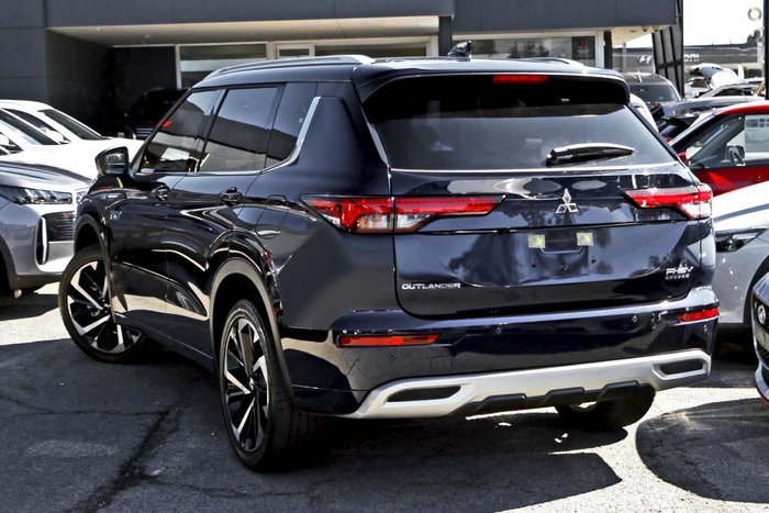 2024 Mitsubishi Outlander PHEV Exceed
