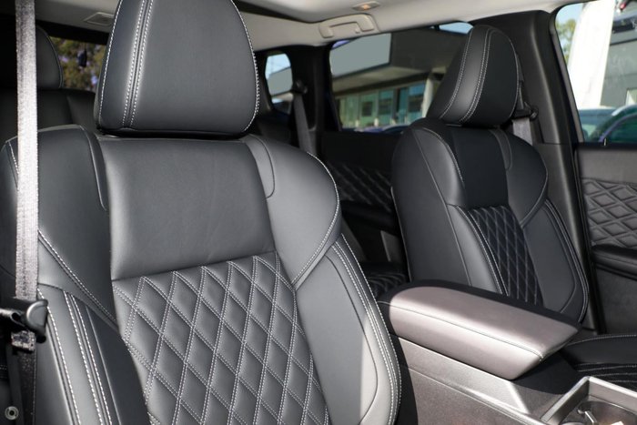 2024 Mitsubishi Outlander PHEV Exceed