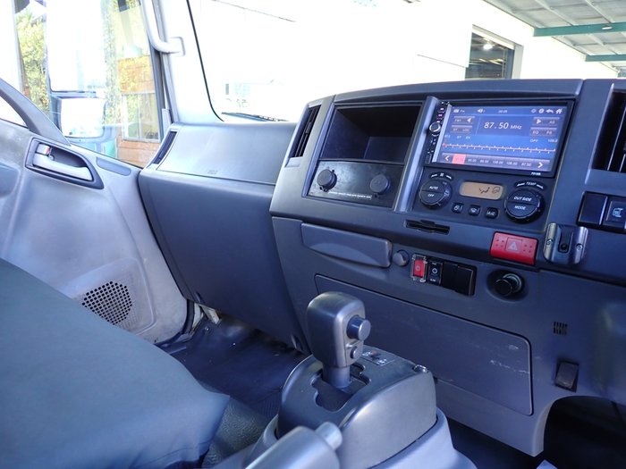 2016 ISUZU NQR 87-190 WHITE