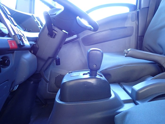 2016 ISUZU NQR 87-190 WHITE