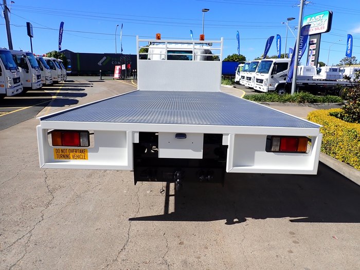 2016 ISUZU NQR 87-190 WHITE