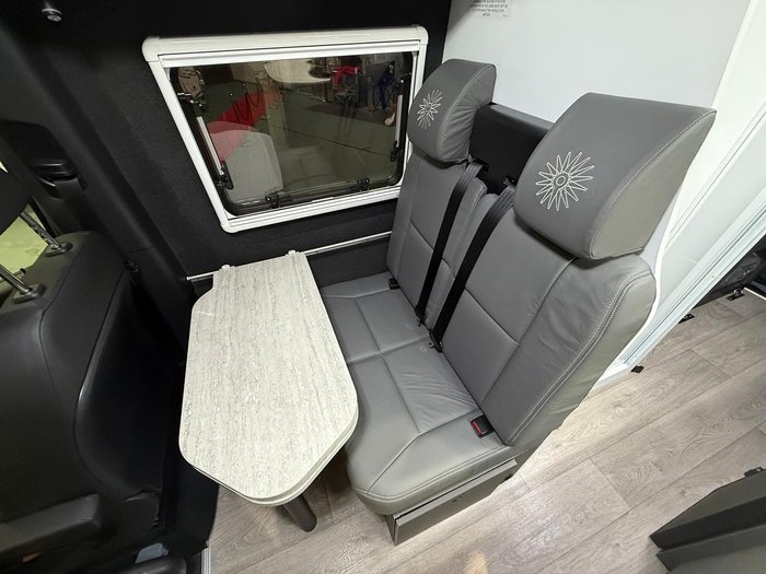 2025 Avida Explorer Lx