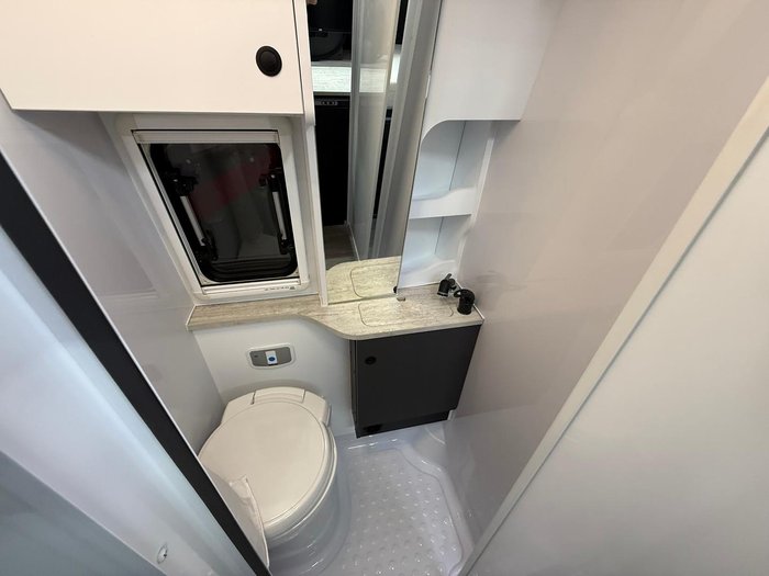 2025 Avida Explorer Lx