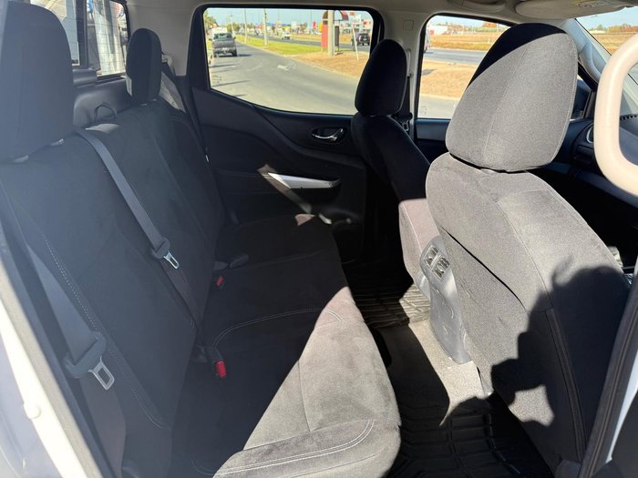 2017 Nissan Navara ST