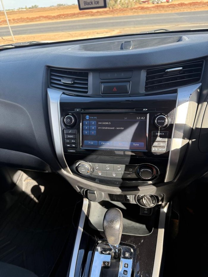 2017 Nissan Navara ST