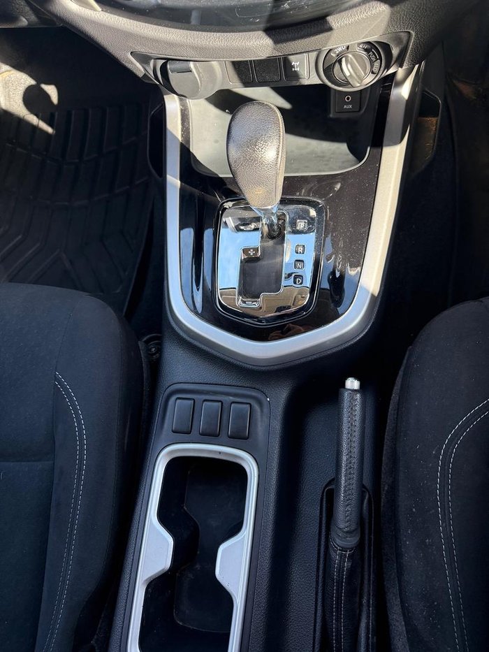 2017 Nissan Navara ST