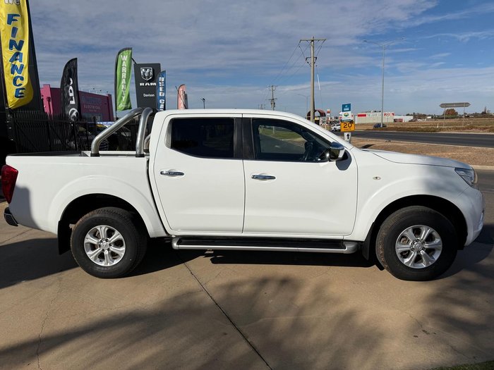 2017 Nissan Navara ST