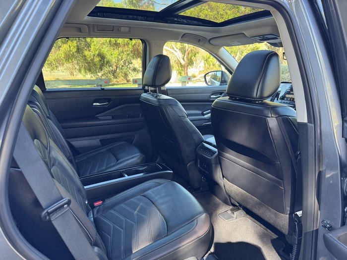 2023 Nissan Pathfinder Ti-L 4WD