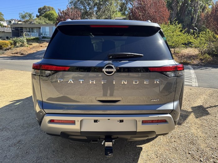 2023 Nissan Pathfinder Ti-L 4WD