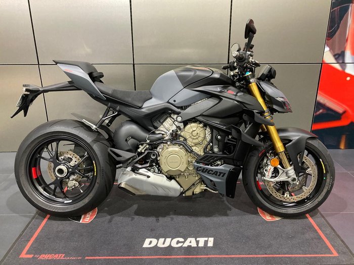 2024 Ducati Streetfighter V4 S Streetfighter Grey