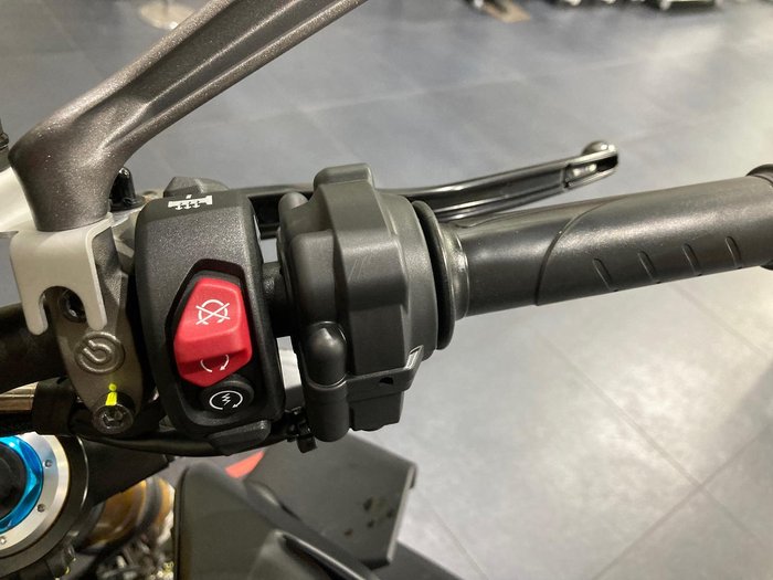 2024 Ducati Streetfighter V4 S Streetfighter Grey