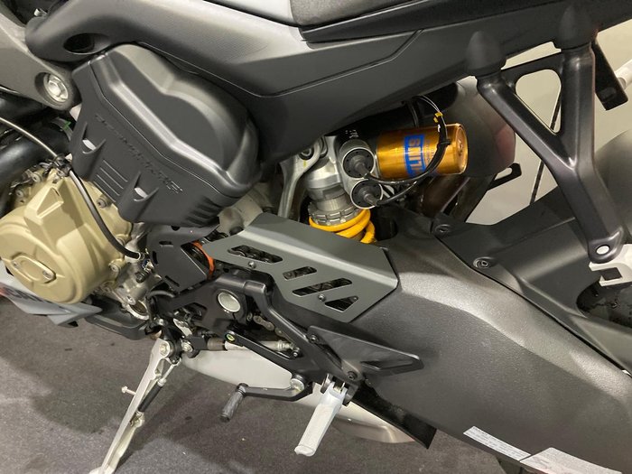 2024 Ducati Streetfighter V4 S Streetfighter Grey