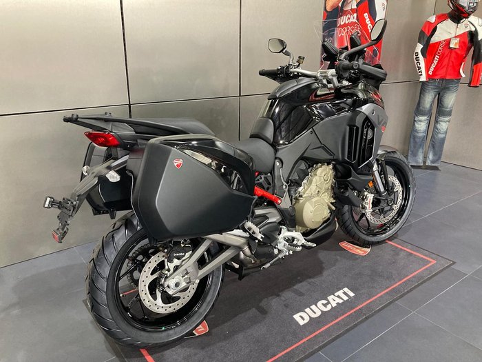2025 Ducati Multistrada V4S Multistrada Black