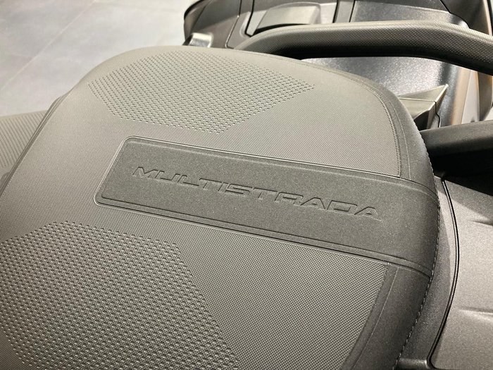 2025 Ducati Multistrada V4S Multistrada Black