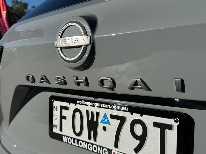 2025 Nissan QASHQAI N-DESIGN e-POWER J12 MY25 Ceramic Grey with Onyx Black Roof