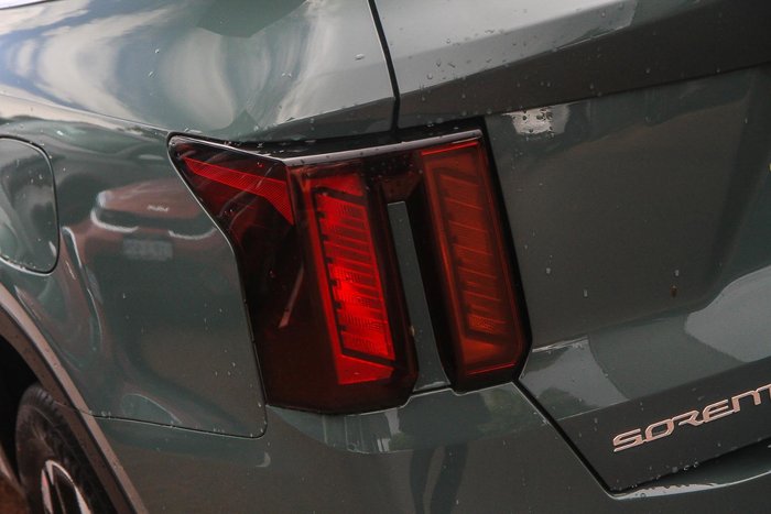 2025 Kia Sorento Sport