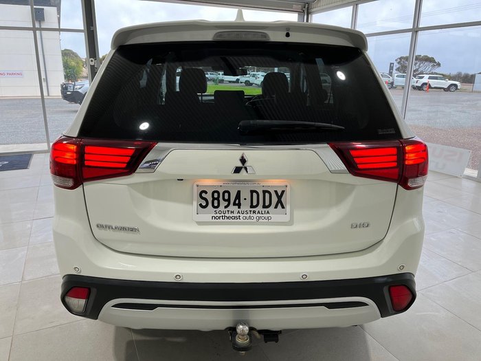 2020 Mitsubishi Outlander LS