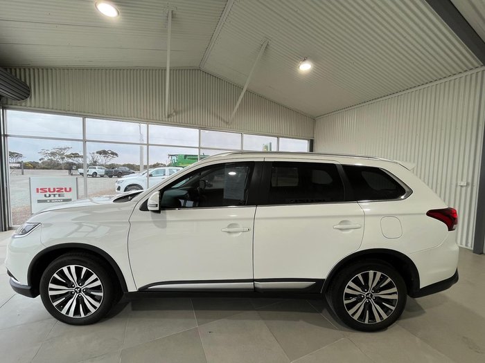 2020 Mitsubishi Outlander LS