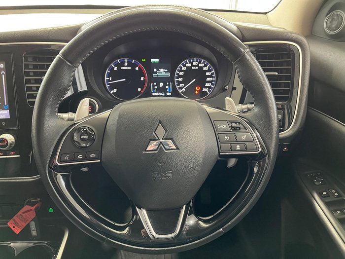 2020 Mitsubishi Outlander LS