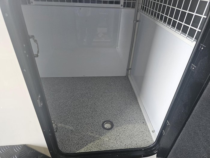 2025 McNeill 4 Dog Deluxe